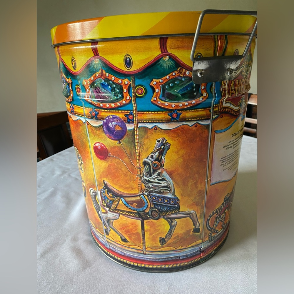 Gorgeous RARE Vintage Mari Pritchard Collector’s Carousel Bertel’s Can Co Tin - Picture 3 of 12